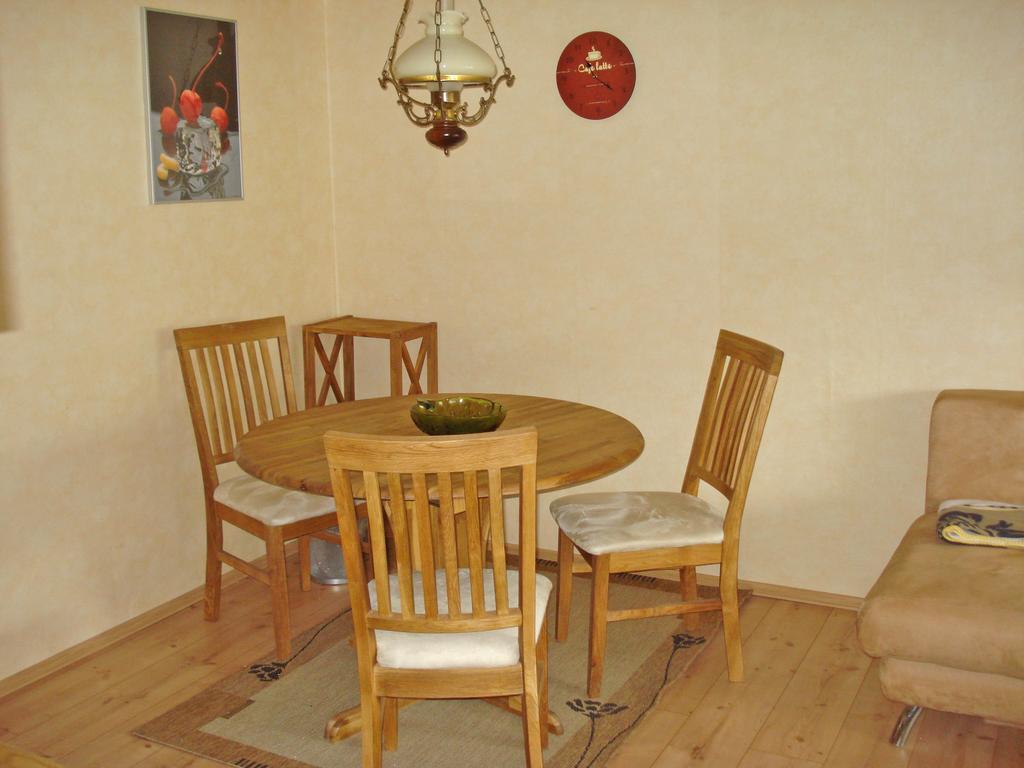 Claudias Wohlfühlpension Willingen  Ruang foto